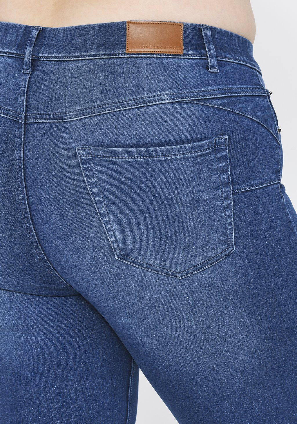Plus Size Mid Blue Cropped Jeggings