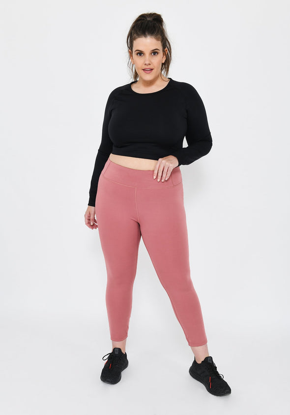 Focus Cropped Midnight Black Sports Leggings