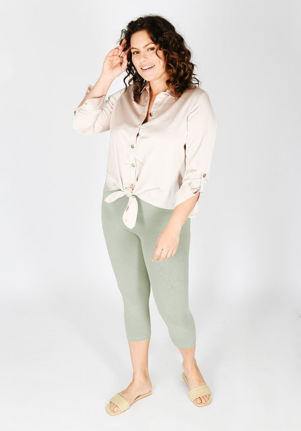 Plus Size Sage Green Classic Cropped Leggings