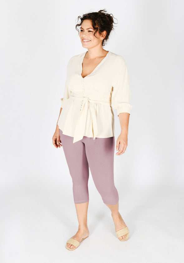 Plus Size Elderberry Purple Classic Cropped Leggings
