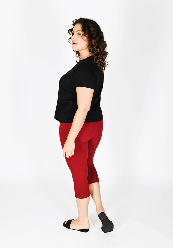 Plus Size Red Wine Cropped Leggings 1